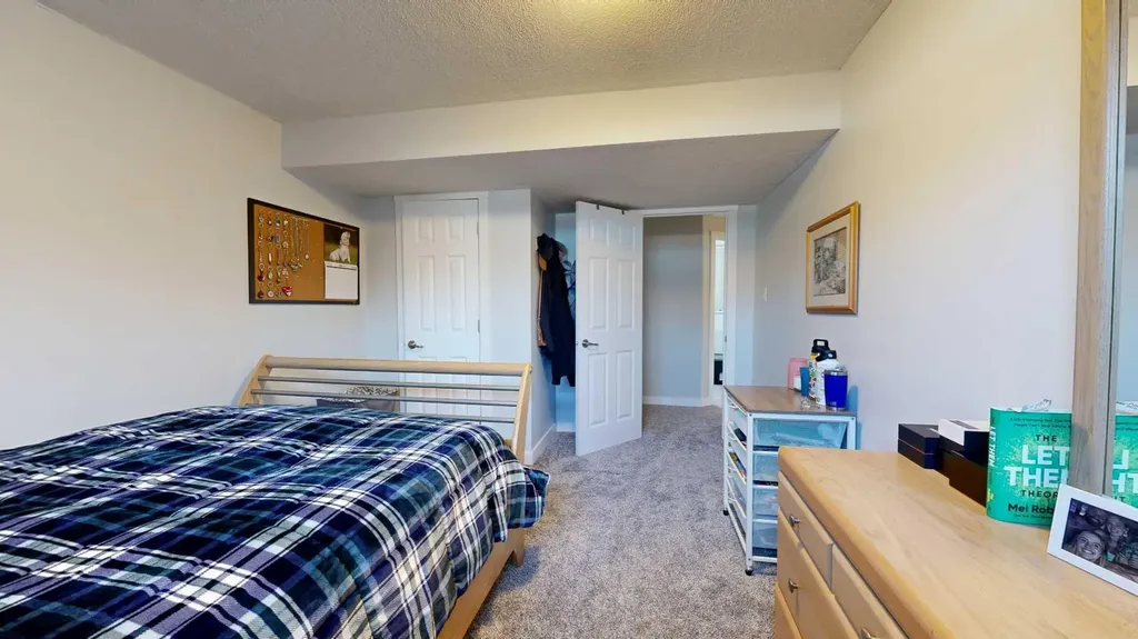 64033 Township Road 720 Grande Prairie AB T8X 4K4