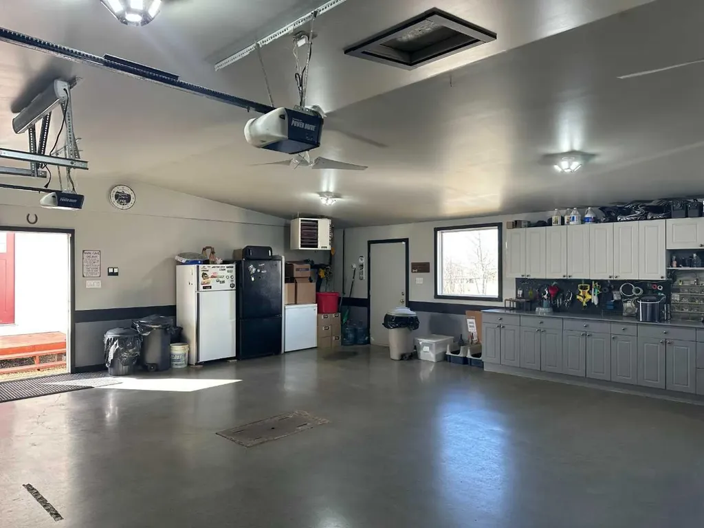 64033 Township Road 720 Grande Prairie AB T8X 4K4