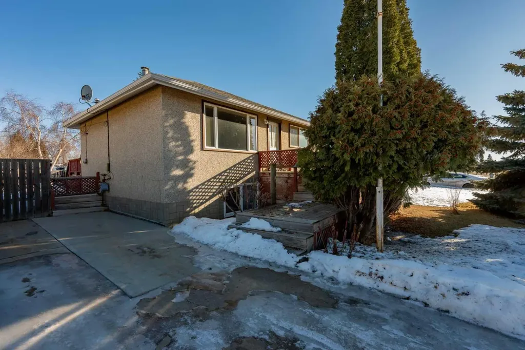 1509 10a Street Wainwright AB T9W1J9