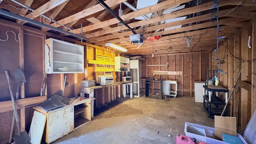 622 5 Avenue Wainwright AB T9W 1B1