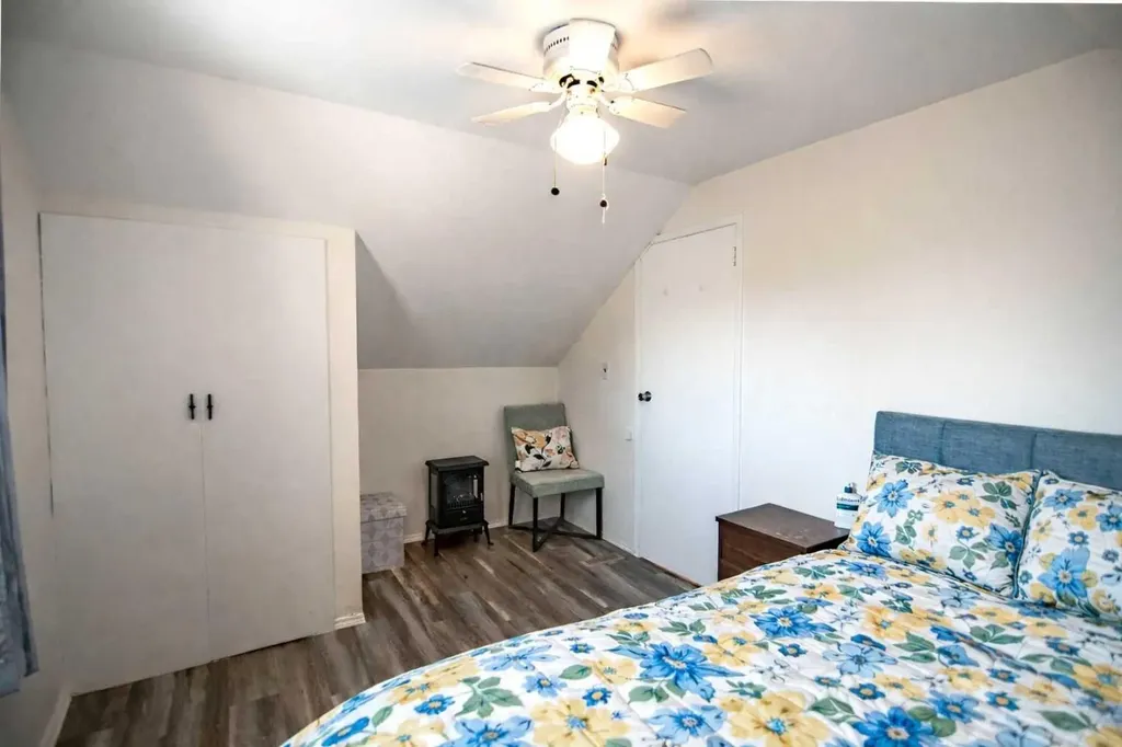 5120 53 Avenue Ponoka AB T4J 1H1