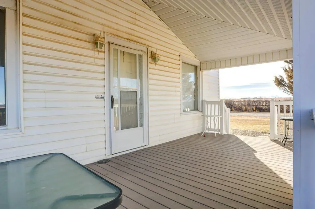6115 Rge Road 30-2 Rural Pincher Creek No. 9 M.d. Of AB T0K 1W0