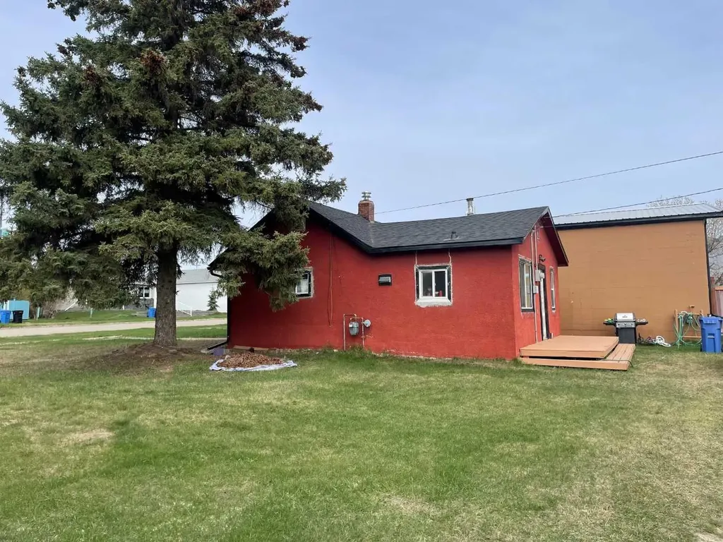 10915 104 Ave Avenue Fairview AB T0H1L0
