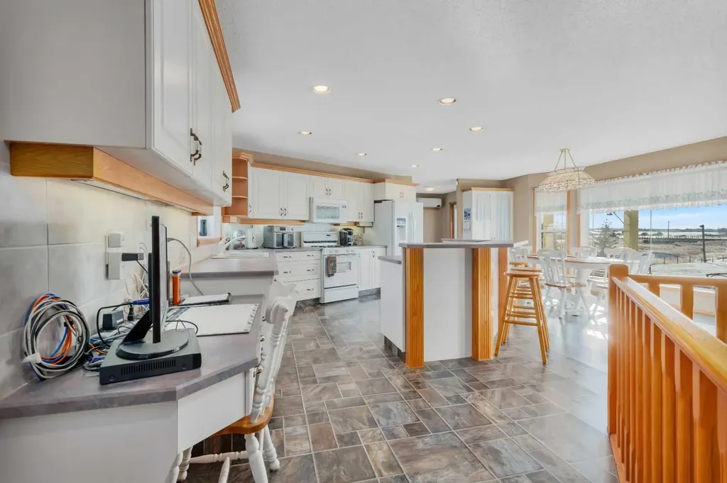 27556 Township Road 372 Rural Red Deer County AB T4G 0M5