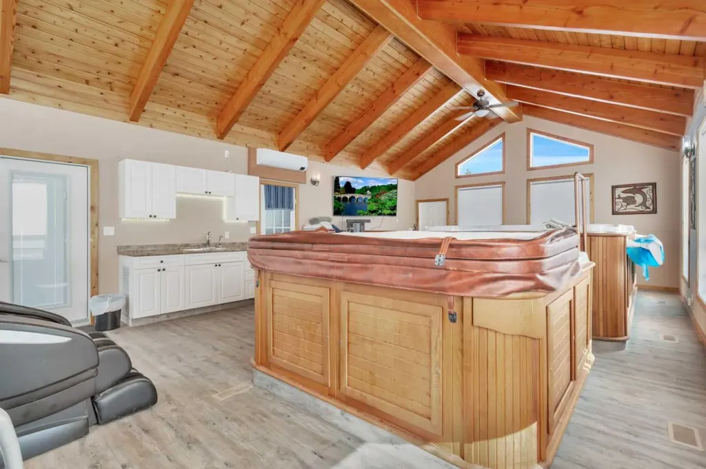 27556 Township Road 372 Rural Red Deer County AB T4G 0M5