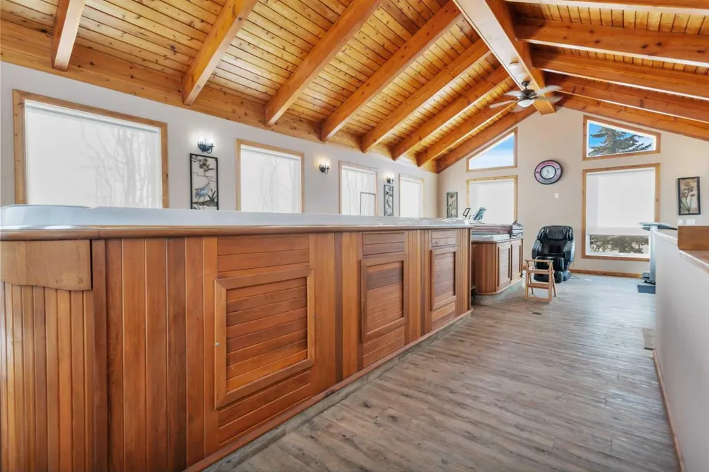 27556 Township Road 372 Rural Red Deer County AB T4G 0M5