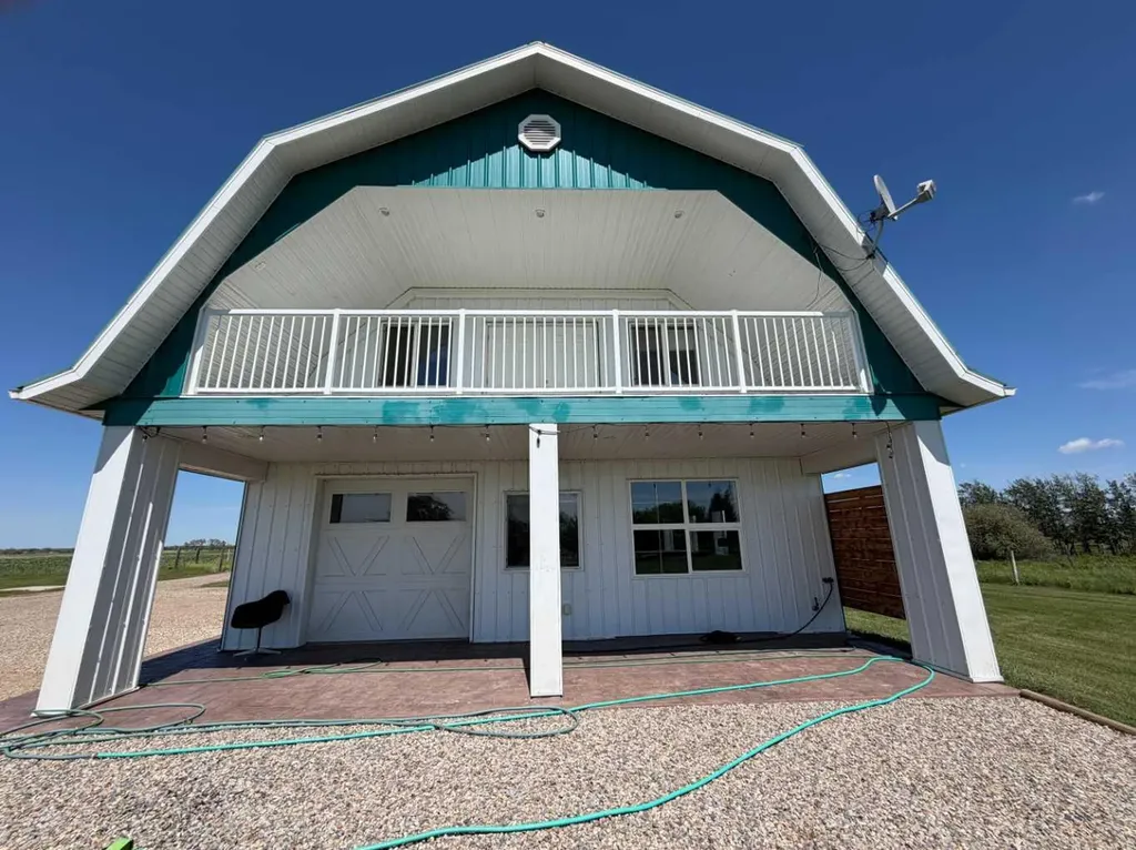 27556 Township Road 372 Rural Red Deer County AB T4G 0M5