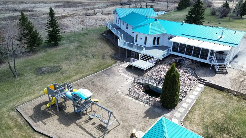 27556 Township Road 372 Rural Red Deer County AB T4G 0M5