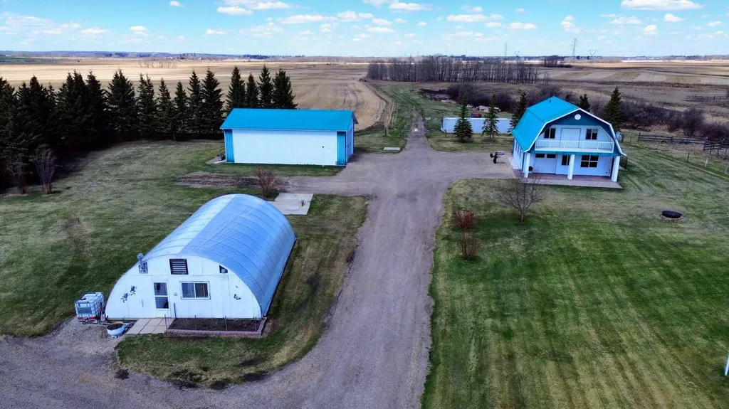 27556 Township Road 372 Rural Red Deer County AB T4G 0M5