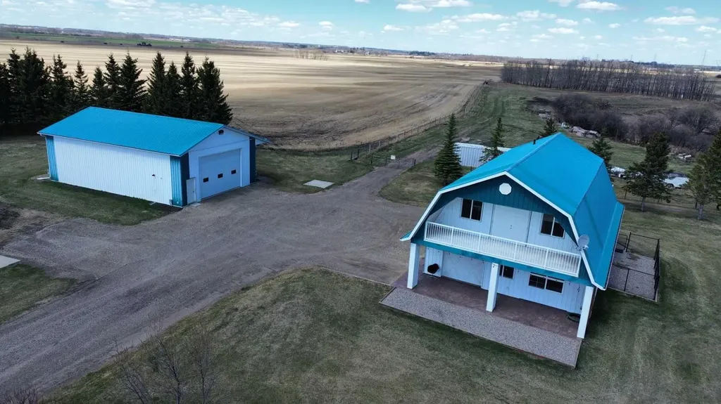 27556 Township Road 372 Rural Red Deer County AB T4G 0M5