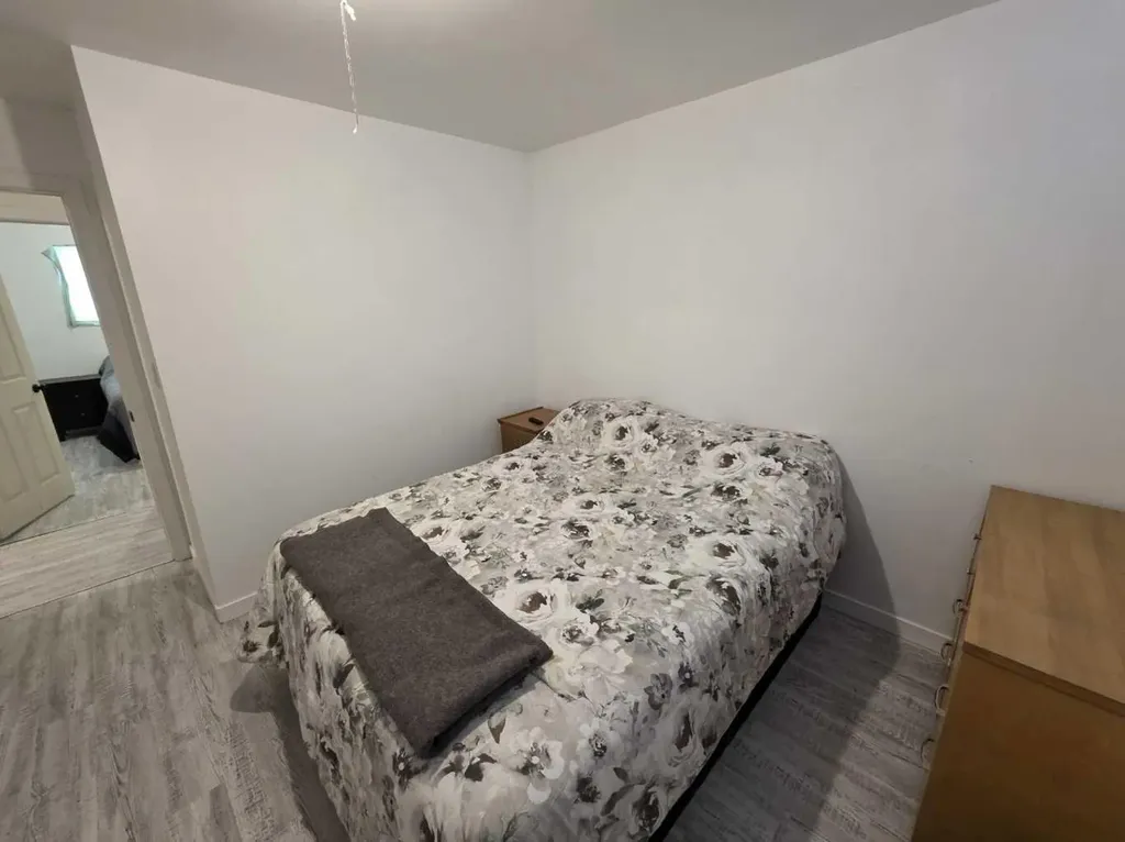 114 3 Avenue Mclennan AB T0H2L0