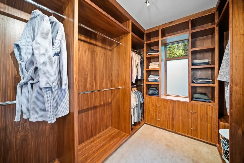 118 Cairns Landing Canmore AB T1W 3J9