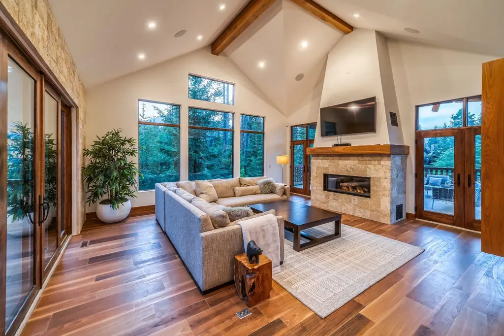 118 Cairns Landing Canmore AB T1W 3J9