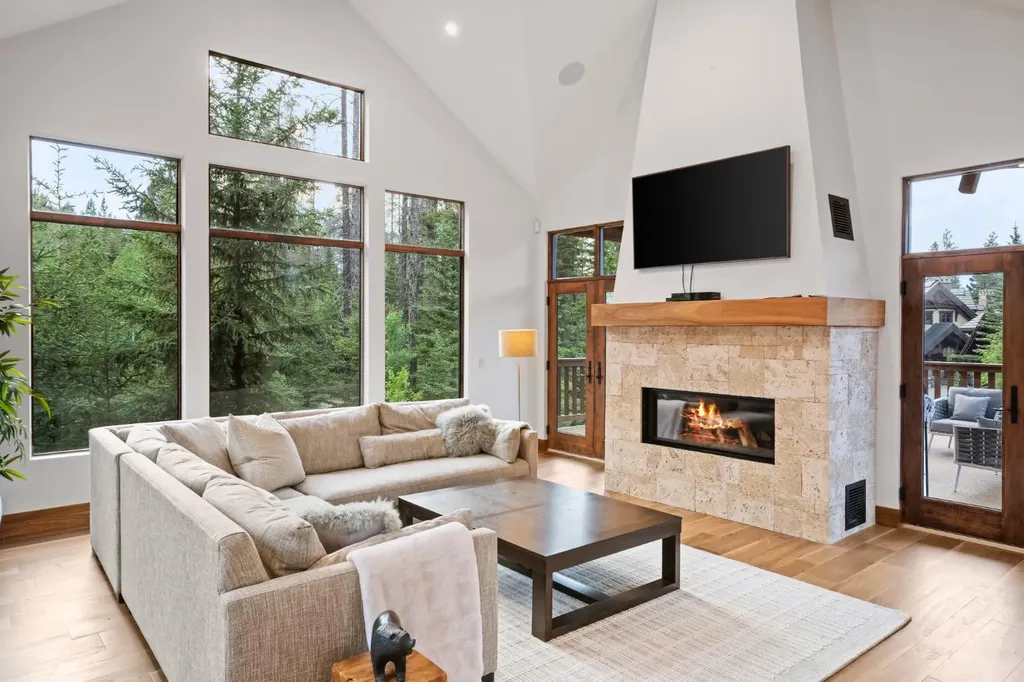 118 Cairns Landing Canmore AB T1W 3J9