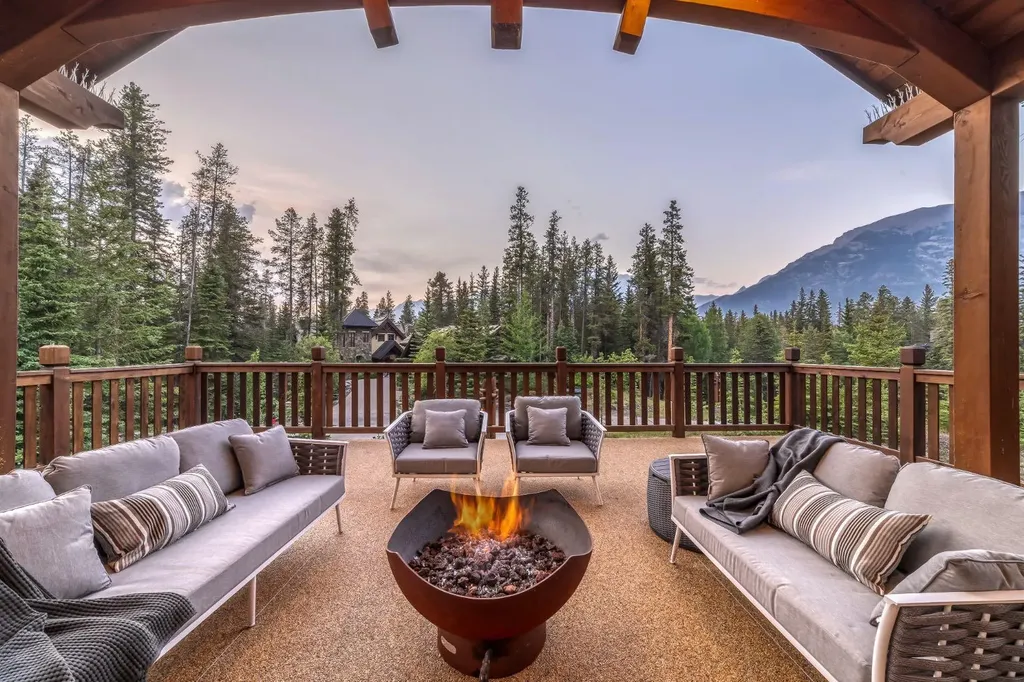 118 Cairns Landing Canmore AB T1W 3J9