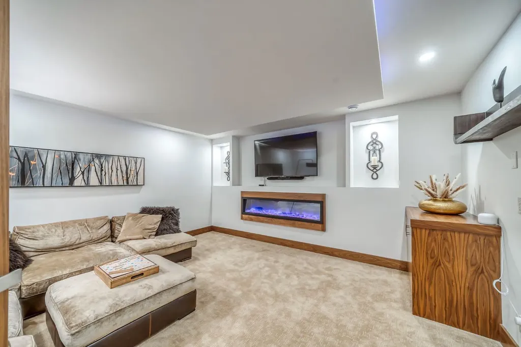 118 Cairns Landing Canmore AB T1W 3J9