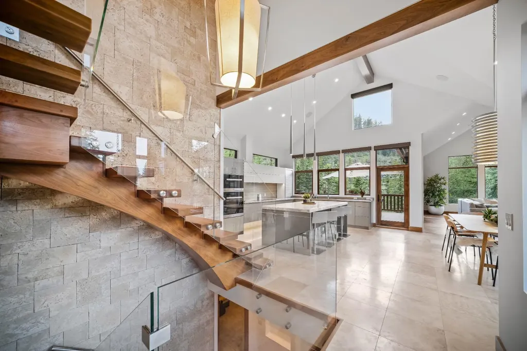118 Cairns Landing Canmore AB T1W 3J9
