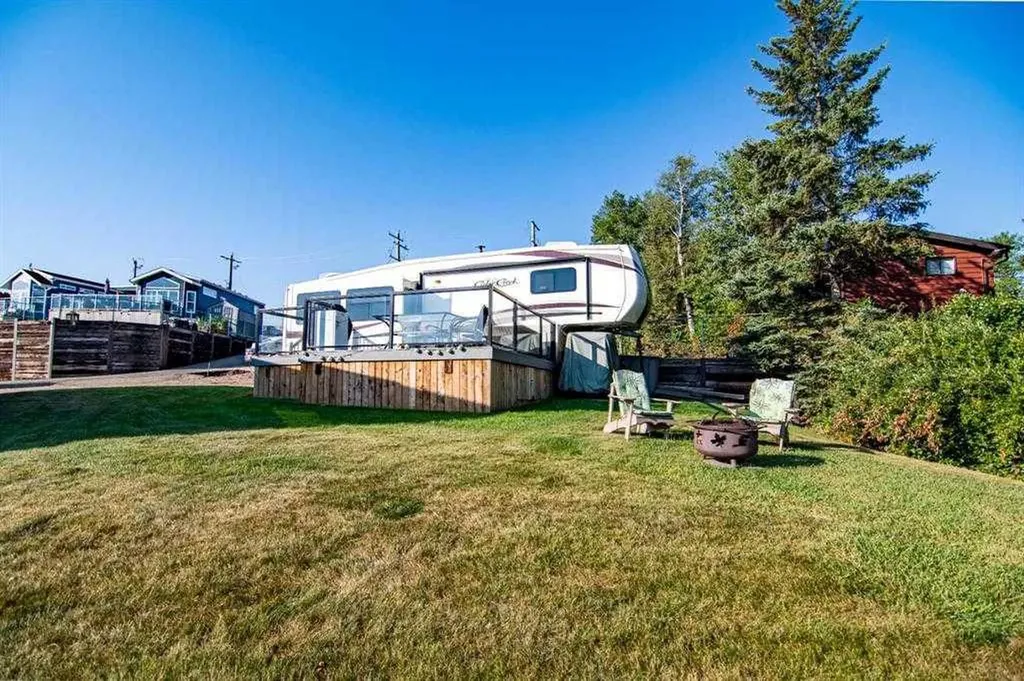 25054 South Pine Lake Road Rural Red Deer County AB T0M 1S0