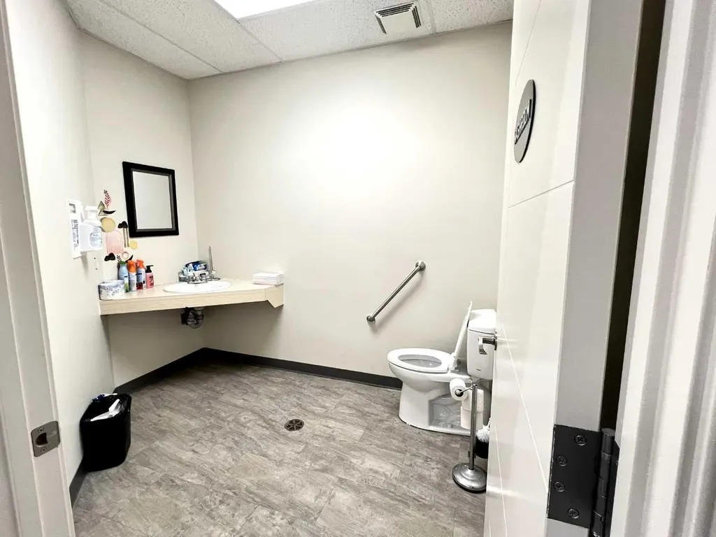 3215 49 Avenue Red Deer AB T2N0M8