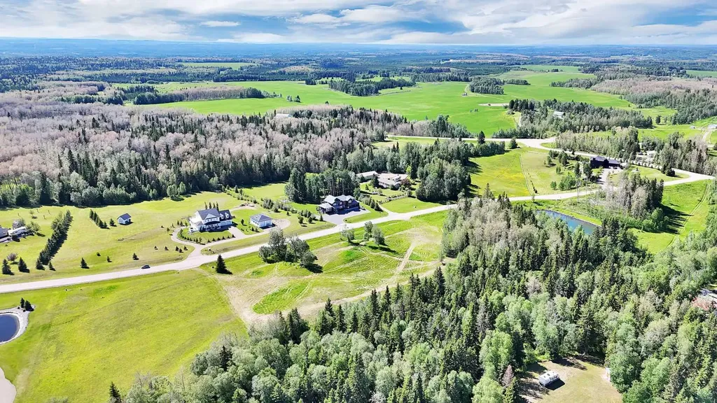17 Hidden Valley Close Rural Clearwater County AB T4T 2A2