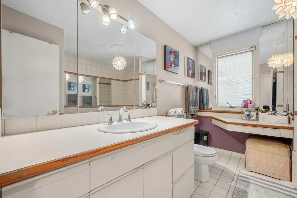 20 Bedwood Hill NE Calgary AB T3K 1L9