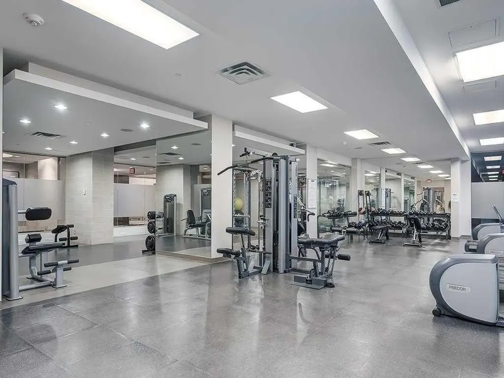 51 Waterfront Mews SW Calgary AB T2P 0X3
