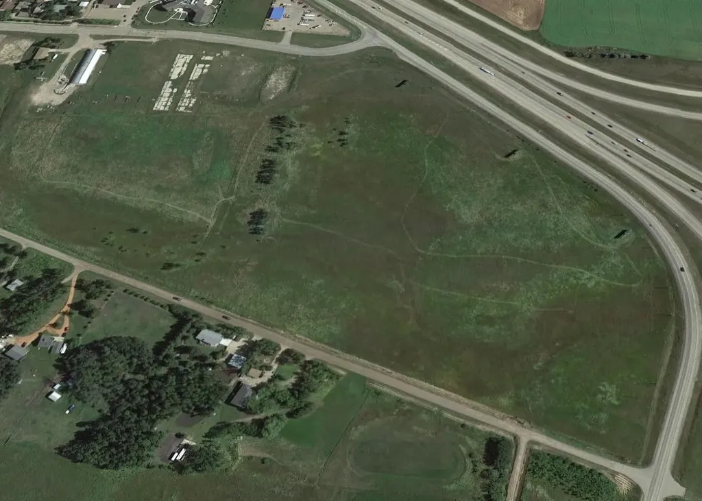 5601 Woodland Road Innisfail AB T4G 1E3