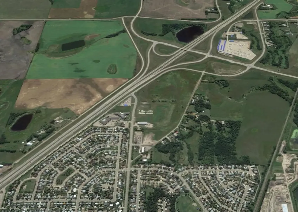 5601 Woodland Road Innisfail AB T4G 1E3