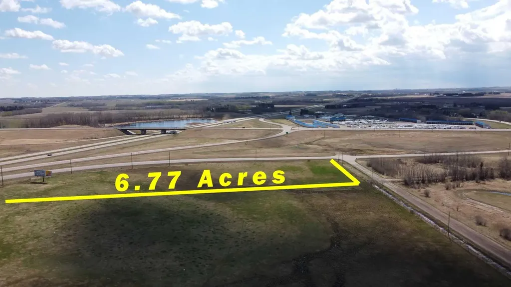5601 Woodland Road Innisfail AB T4G 1E3