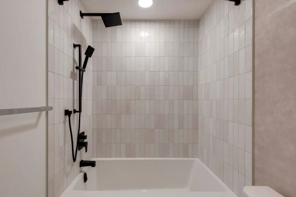 4270 Norford Avenue NW Calgary AB T3B 6A8