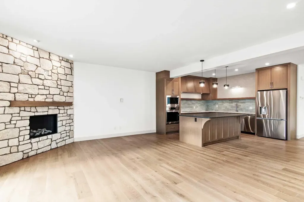 5024 48 Street Rocky Mountain House AB T4T 1C1
