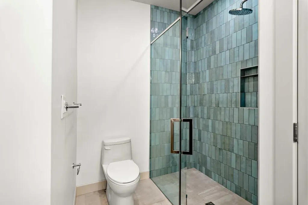 5024 48 Street Rocky Mountain House AB T4T 1C1