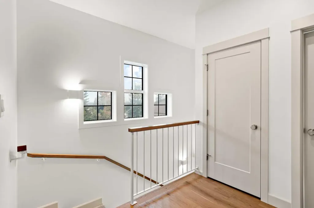 5024 48 Street Rocky Mountain House AB T4T 1C1