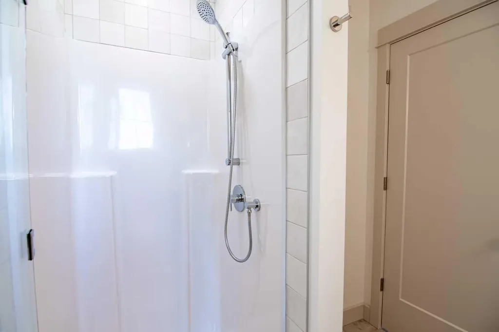 5026 48 Street Rocky Mountain House AB T4T 1C1