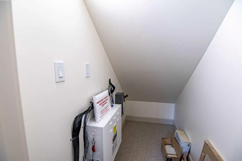 5026 48 Street Rocky Mountain House AB T4T 1C1