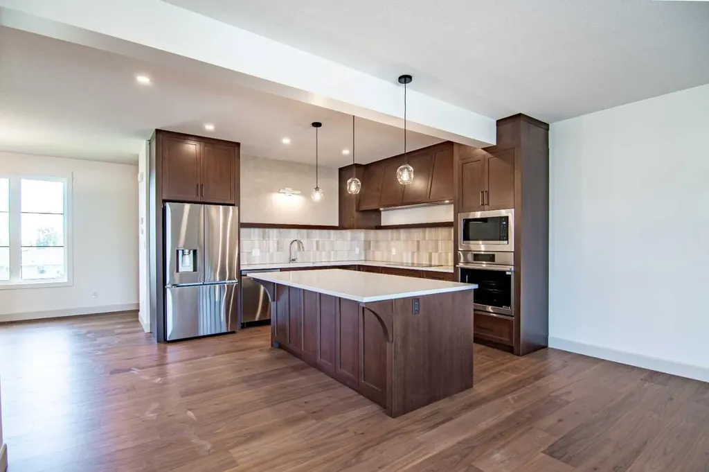 5026 48 Street Rocky Mountain House AB T4T 1C1