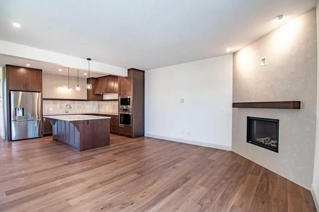 5026 48 Street Rocky Mountain House AB T4T 1C1