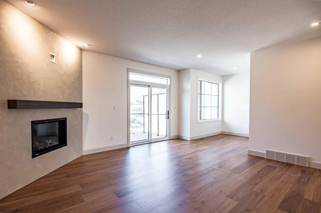 5026 48 Street Rocky Mountain House AB T4T 1C1