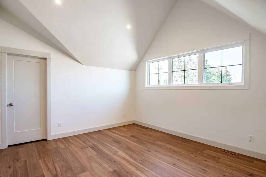 5026 48 Street Rocky Mountain House AB T4T 1C1