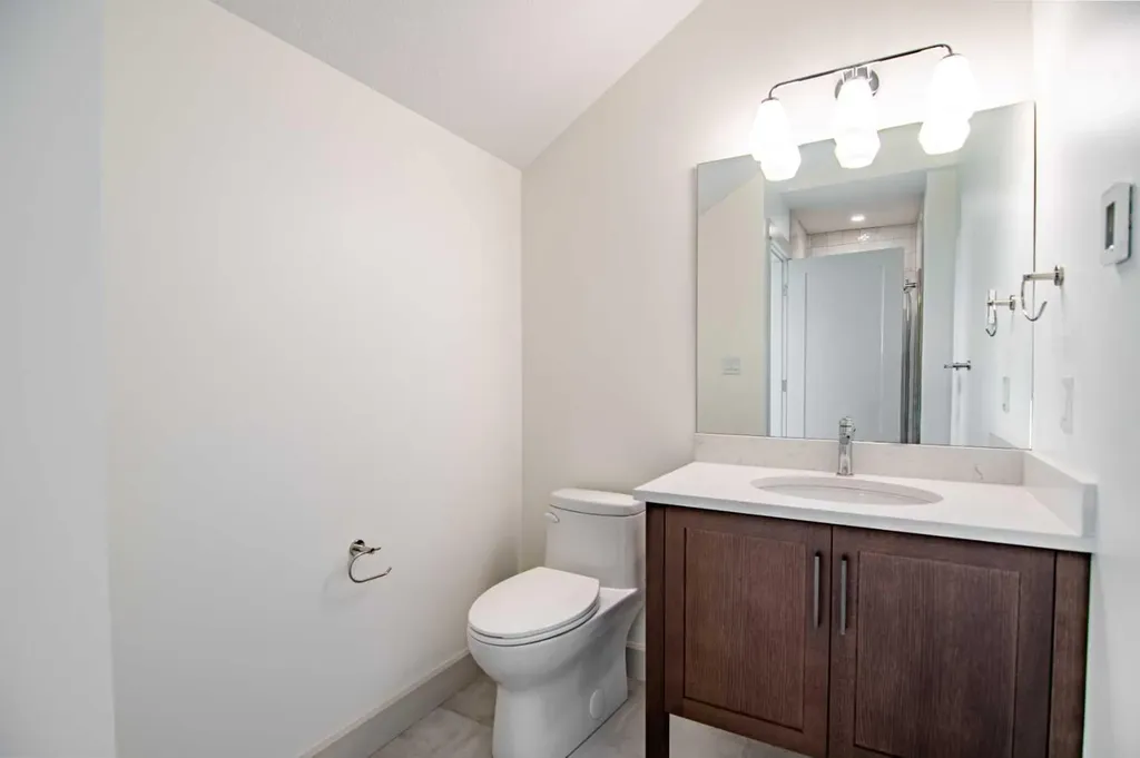 5026 48 Street Rocky Mountain House AB T4T 1C1