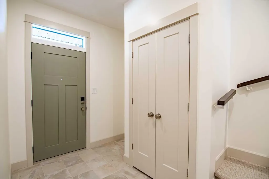 5026 48 Street Rocky Mountain House AB T4T 1C1
