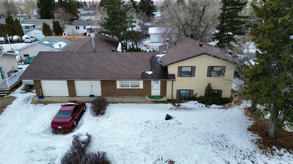 Hanna AB, 607 7 Avenue W