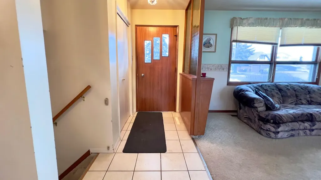 607 7 Avenue W Hanna AB T0J 1P0