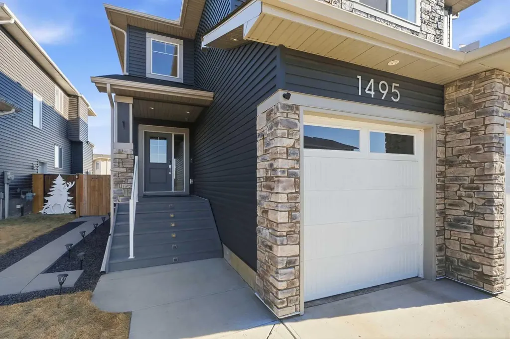 1495 Aldrich Place Carstairs AB T0M 0N0