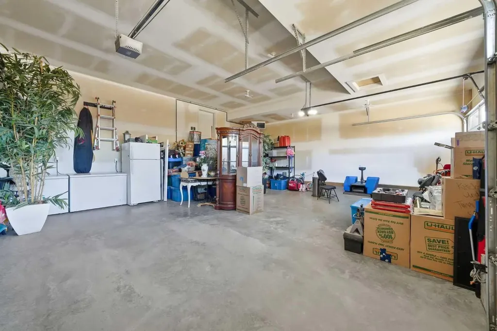 1495 Aldrich Place Carstairs AB T0M 0N0
