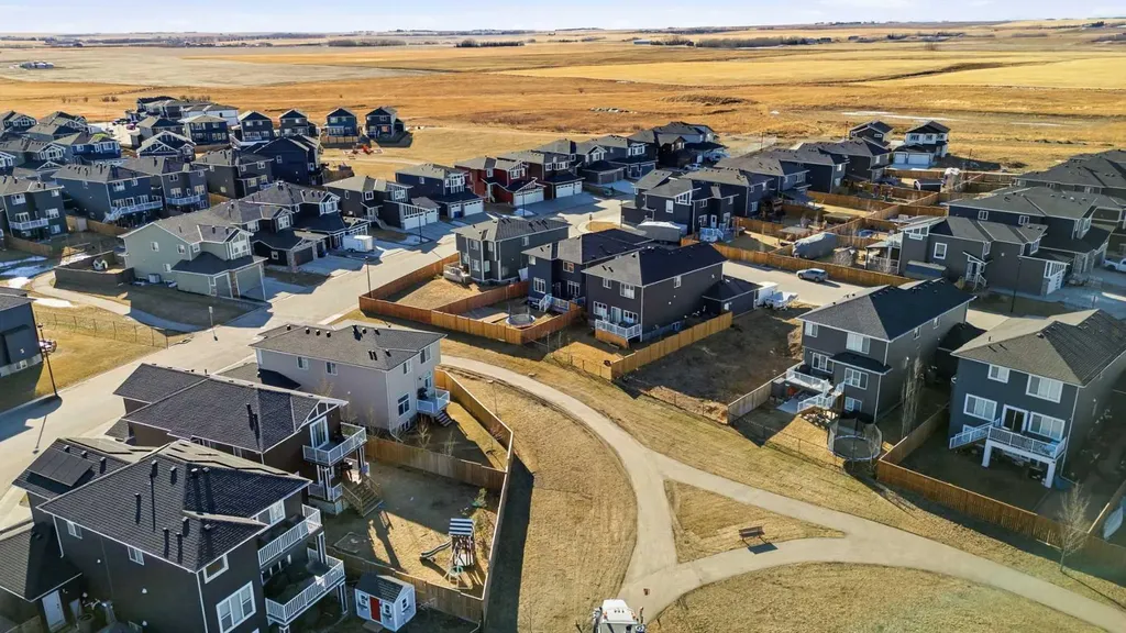 1495 Aldrich Place Carstairs AB T0M 0N0
