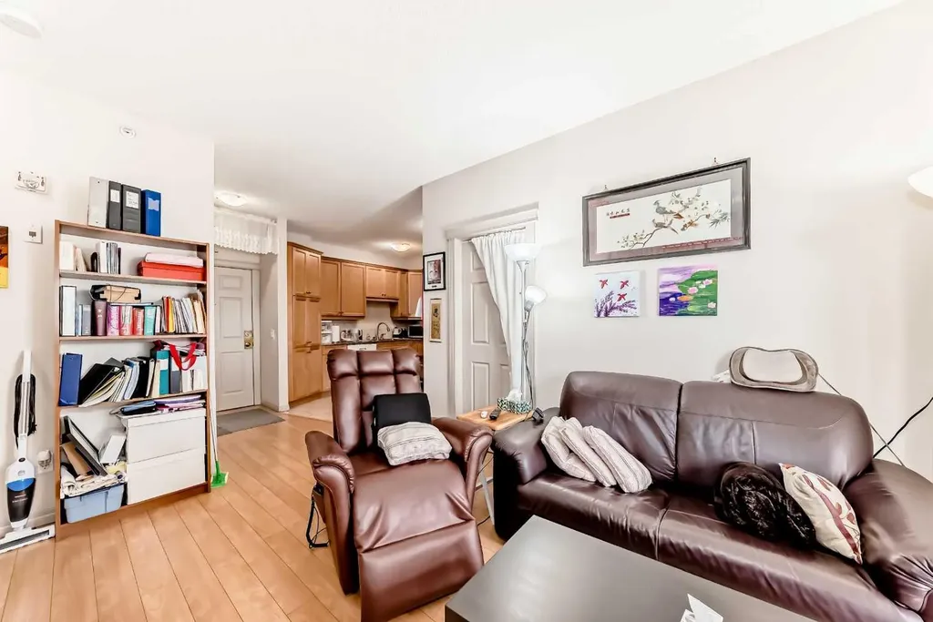 1507 Centre A Street NE Calgary AB T3K 2Z8