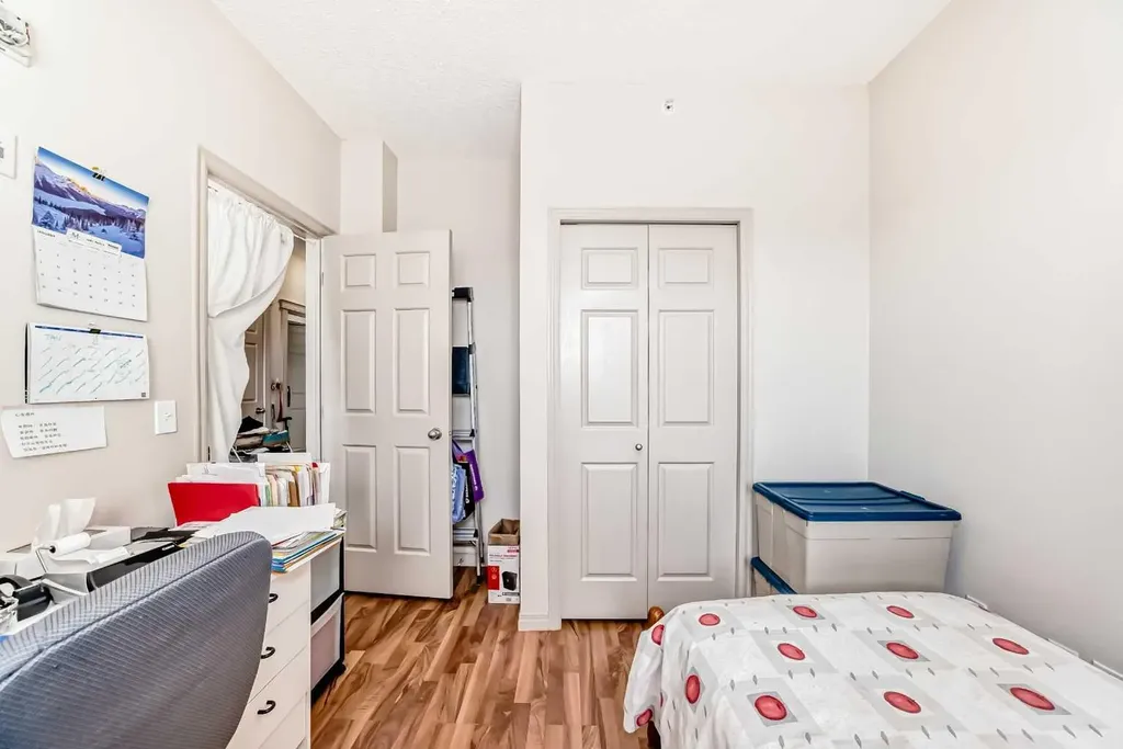 1507 Centre A Street NE Calgary AB T3K 2Z8