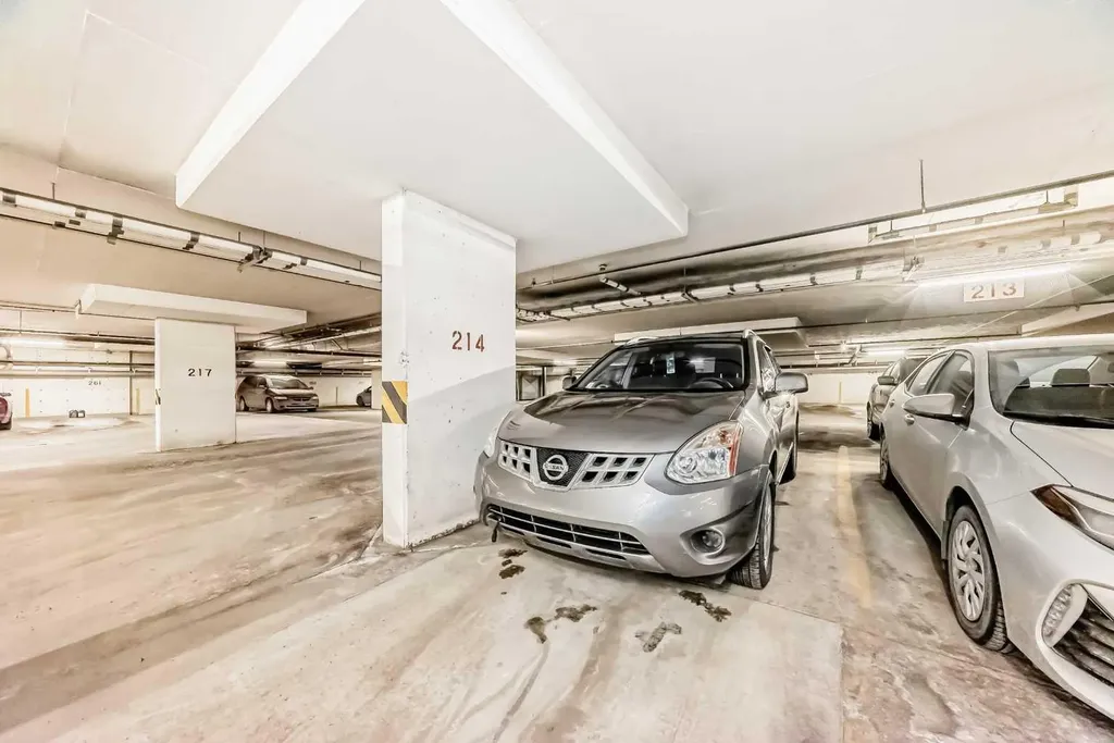 1507 Centre A Street NE Calgary AB T3K 2Z8