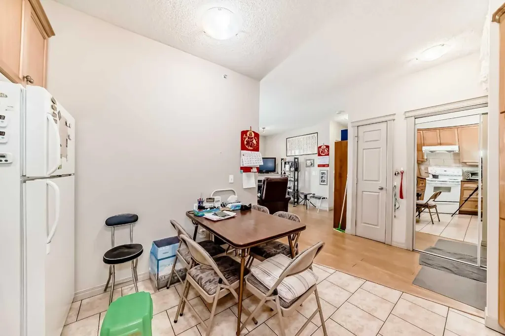 1507 Centre A Street NE Calgary AB T3K 2Z8